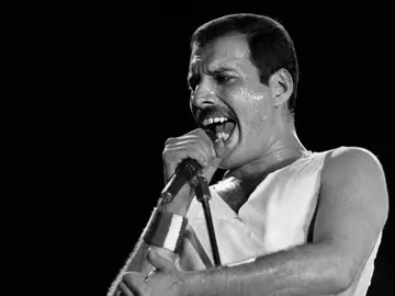 El cantante Freddie Mercury El cantante Freddie Mercury