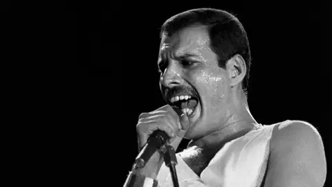El cantante Freddie Mercury El cantante Freddie Mercury