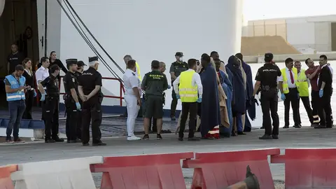 Rescate de inmigrantes en Motril Rescate de inmigrantes en Motril
