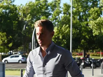 Marcos Llorente llega a pasar reconocimiento médico Marcos Llorente llega a pasar reconocimiento médico