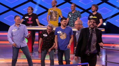 Juanra Bonet pone en pie al público con la canción que cura todas las articulaciones