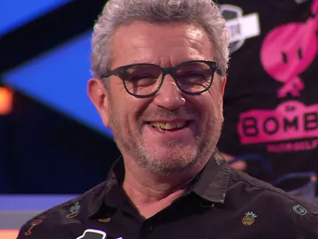 Valentín desata las risas con las réplicas de su hija cuando era pequeña Valentín desata las risas con las réplicas de su hija cuando era pequeña