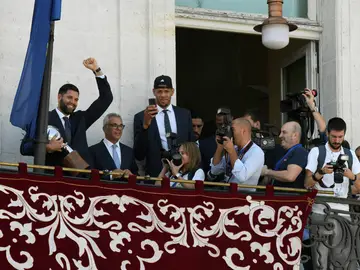 Felipe Reyes, con la Liga ACB Felipe Reyes, con la Liga ACB