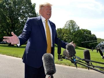 El presidente de EE.UU., Donald J. Trump, hace unas declaraciones a la prensa El presidente de EE.UU., Donald J. Trump, hace unas declaraciones a la prensa