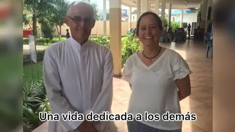Antena 3 Noticias Fin de Semana (23-06-19) Así era Teresa Cardona, la mujer que ha fallecido en un accidente en Costa Marfil Antena 3 Noticias Fin de Semana (23-06-19) Así era Teresa Cardona, la mujer que ha fallecido en un accidente en Costa Marfil