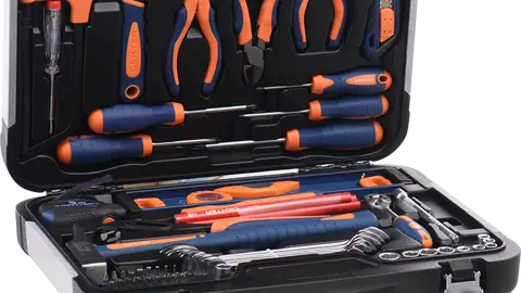 El kit básico de bricolaje para ponerte manos a la obra RENUEVA TU HOGAR