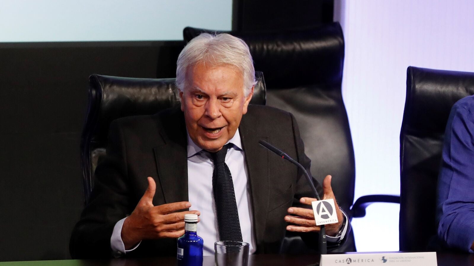 Felipe González cree que PP y Ciudadanos deberían irse 