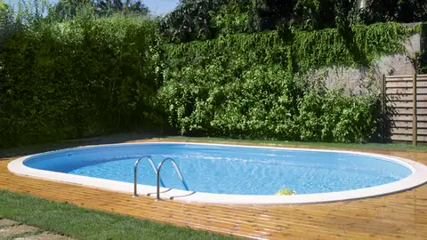 Piscinas para disfrutar del verano como nunca sin salir de tu jardín EL VERANO YA LLEGÓ