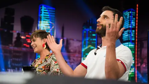 La ajetreada vida de Dani Rovira y María León tras terminar el rodaje de 'Los Japón' La ajetreada vida de Dani Rovira y María León tras terminar el rodaje de 'Los Japón'