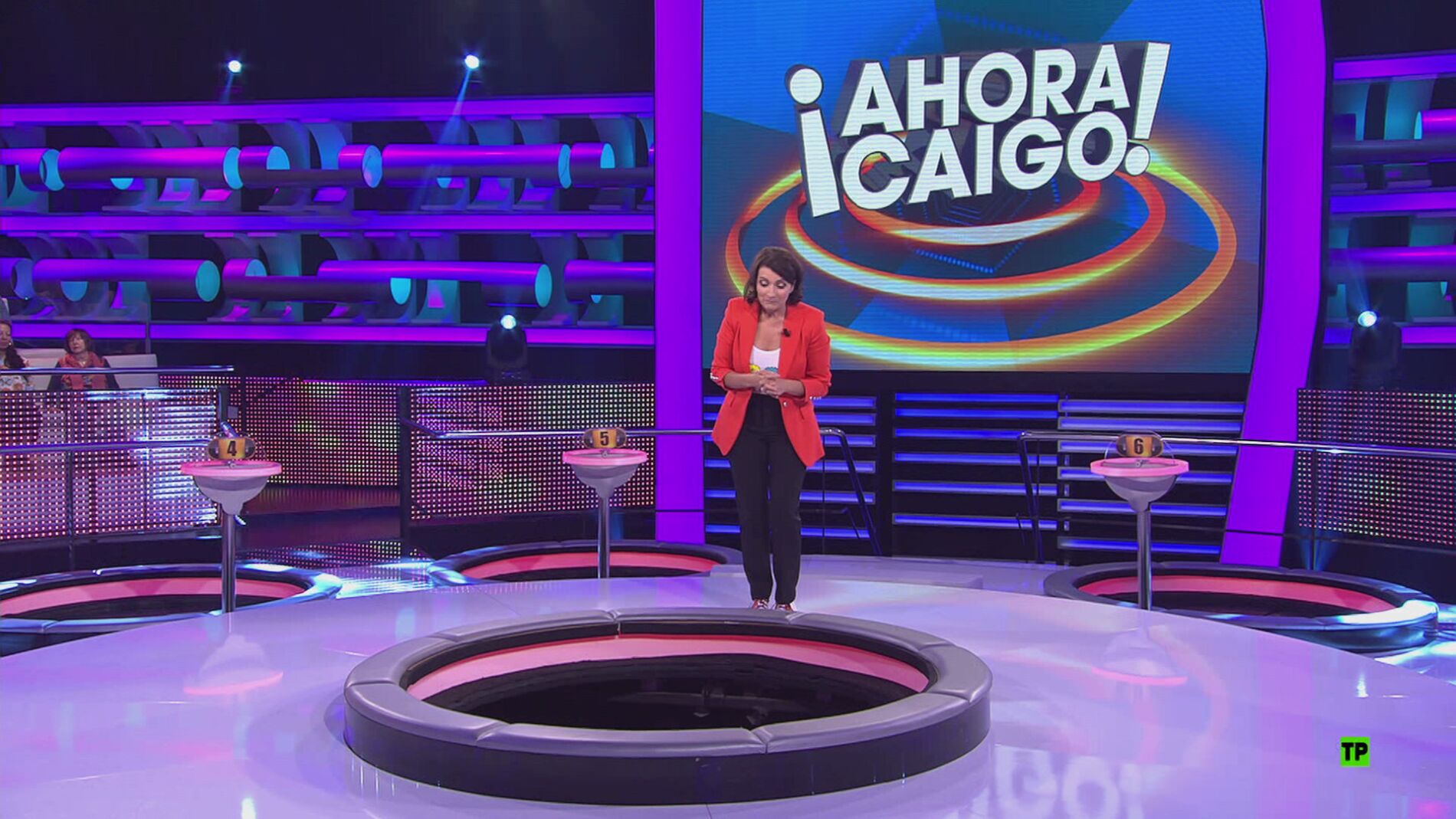 Silvia Abril tira a Arturo Valls por la trampilla