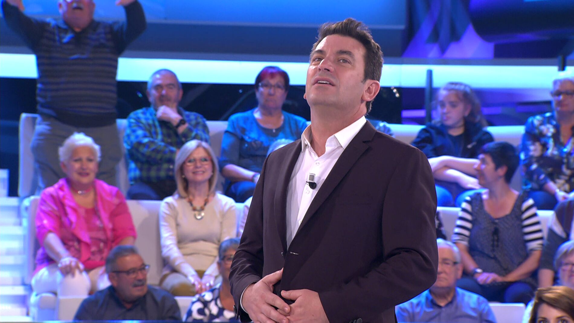 Un espontaneo improvisa en medio de '¡Ahora caigo!' y sorprende a Arturo Valls