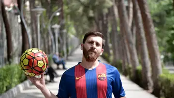 Reza Parastesh, el doble iraní de Messi Reza Parastesh, el doble iraní de Messi