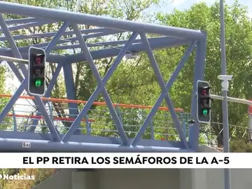 Almeida quita los semáforos de Carmena en entrada por la A-5 Almeida quita los semáforos de Carmena en entrada por la A-5