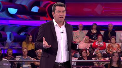 Arturo Valls se enfada en ¡'Ahora caigo'! por el 'poco uso de las redes sociales'