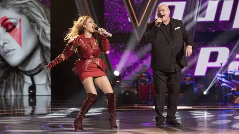Paulina Rubio y Xavi Garriga cantan ‘Lo haré por ti’ en la Final de ‘La Voz Senior’ Paulina Rubio y Xavi Garriga cantan ‘Lo haré por ti’ en la Gran Final de ‘La Voz Senior’