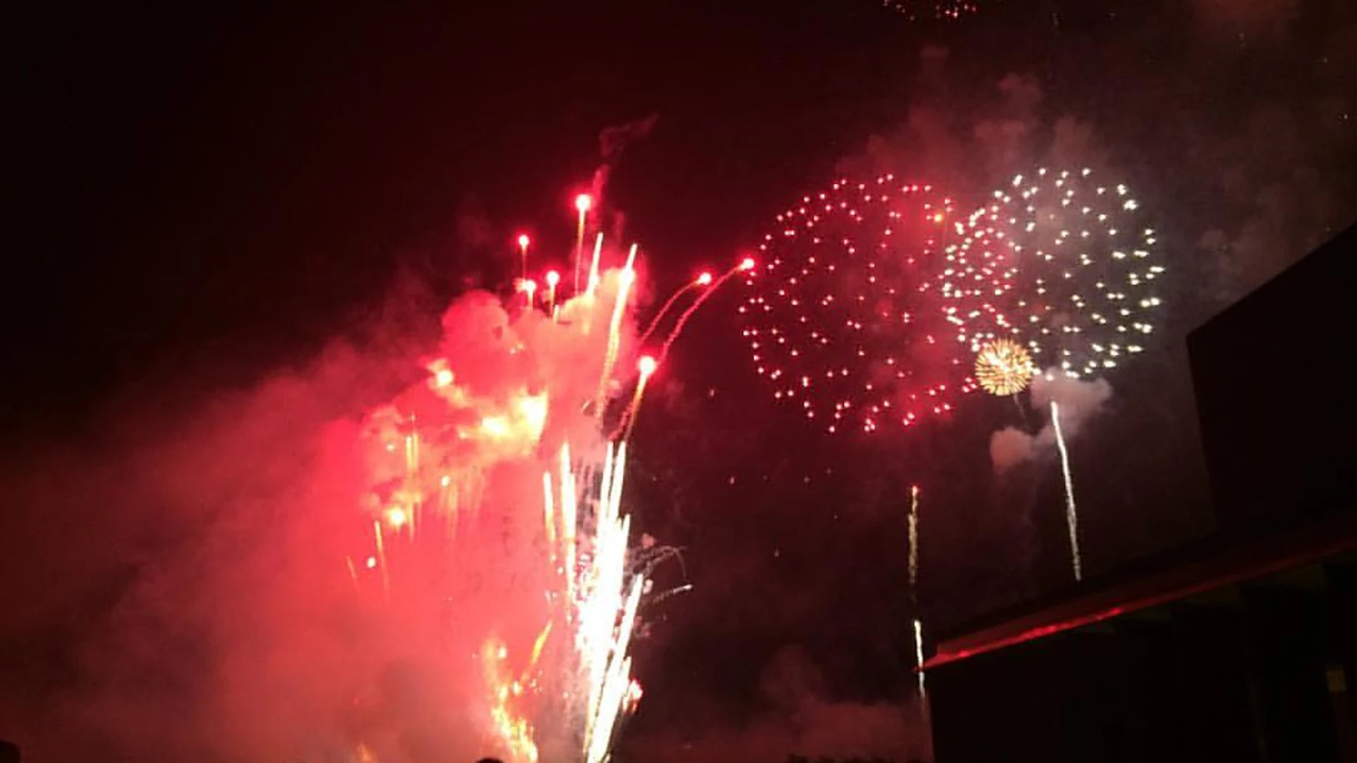 Fuegos artificiales en San Fermín Fuegos artificiales en San Fermín
