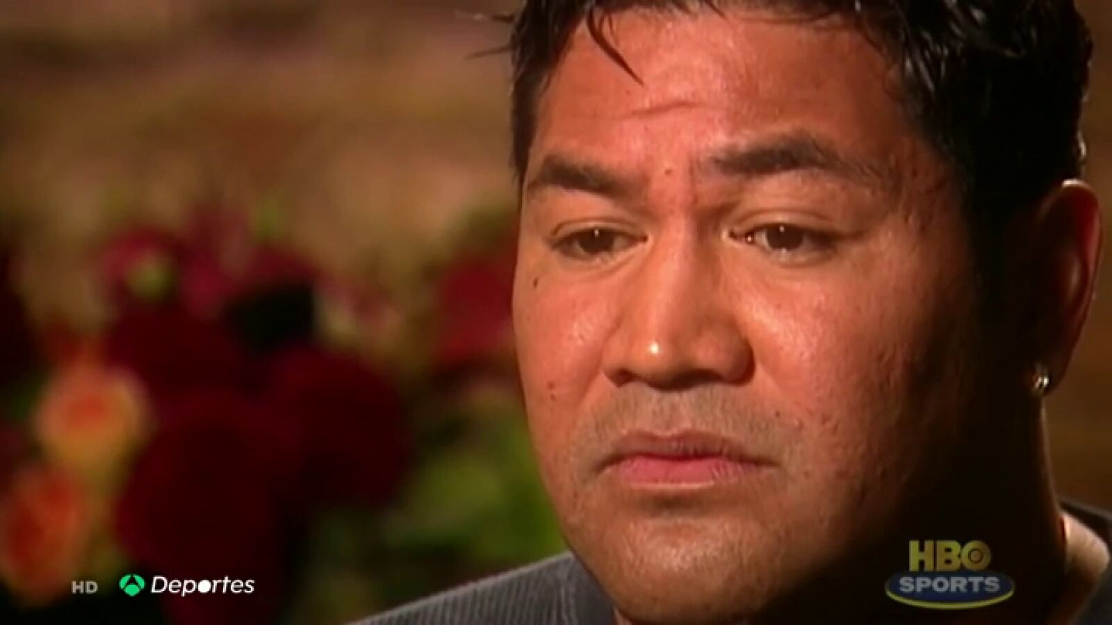 Esera Tuaolo, ex jugador de la NFL, al borde del suicidio por la homofobia: 