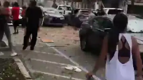 Varios heridos en una explosión por una fuga de gas en un centro comercial del sur de Florida Varios heridos en una explosión por una fuga de gas en un centro comercial del sur de Florida
