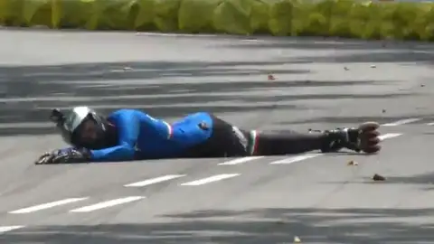 Una de las patinadoras tras el duro accidente Una de las patinadoras tras el duro accidente