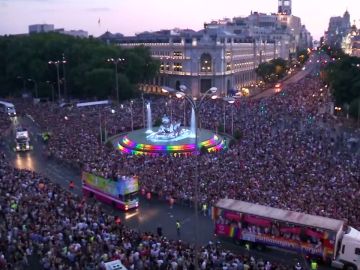 43 carrozas desfilarán en la cabalgata del Orgullo Gay de Madrid 2019