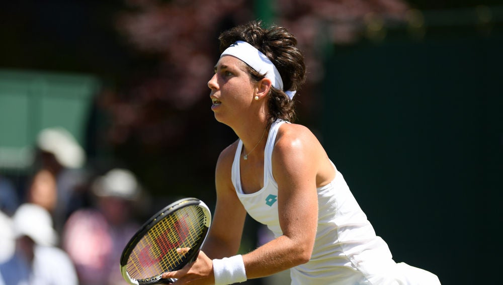 Carla Suárez durante un partido en Wimbledon