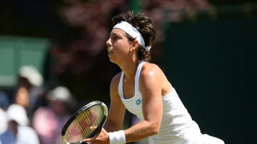 Carla Suárez durante un partido en Wimbledon