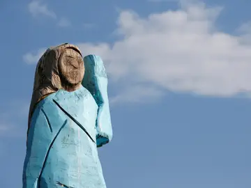 Escultura de Melania Trump en Eslovenia Escultura de Melania Trump en Eslovenia