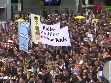 Miles de hongkoneses vuelven a salir a las calles para exigir la retirada definitiva de la ley de extradicción Miles de hongkoneses vuelven a salir a las calles para exigir la retirada definitiva de la ley de extradicción
