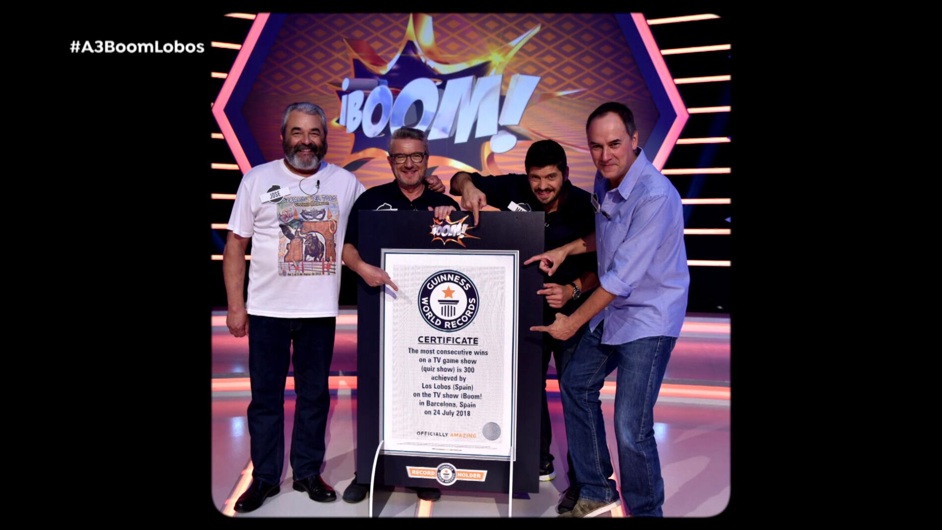 ‘Los Lobos’ se muestran orgullosos de su Record Guinness 