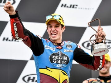Álex Márquez celebrando la victoria en el GP de Alemania