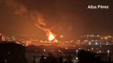 Imagen del incendio en la planta química de Tarragona