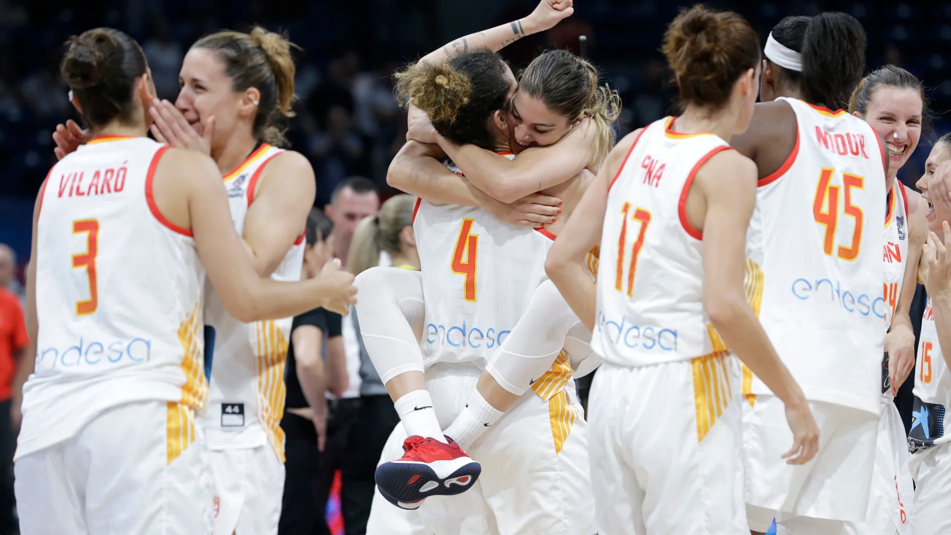 La Selección Española de Baloncesto Femenino a la final La Selección Española de Baloncesto Femenino a la final
