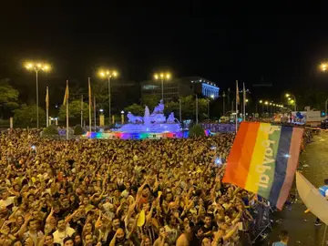 Cibeles durante la manifestación del Orgullo LGTBI Cibeles durante la manifestación del Orgullo LGTBI