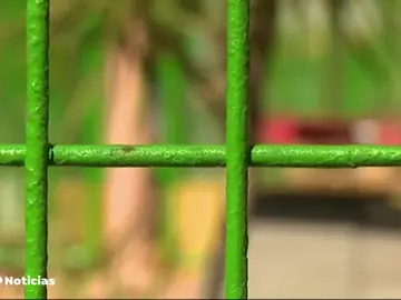 Detenida una mujer por dejar solos y de noche a sus tres hijos en Las Palmas de Gran Canaria Detenida una mujer por dejar solos y de noche a sus tres hijos en Las Palmas de Gran Canaria