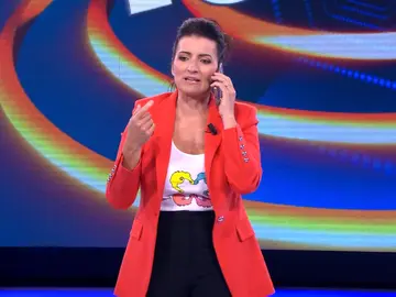 Silvia Abril y Juanra Bonet negocian en ‘¡Ahora caigo!’ los cambios en su camerino Silvia Abril y Juanra Bonet negocian en ‘¡Ahora caigo!’ los cambios en su camerino