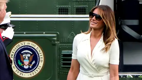 Critican a Melania Trump por no llevar sujetador Critican a Melania Trump por no llevar sujetador