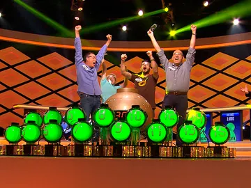 Los Lobos hacen historia Los Lobos hacen historia