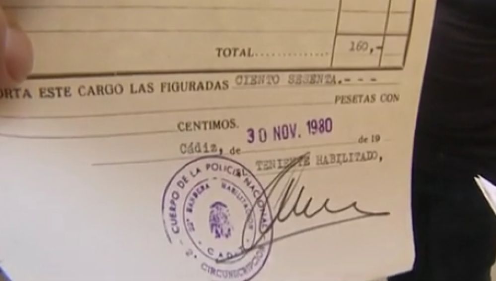 Orden de desahucio de la Policía de Cádiz