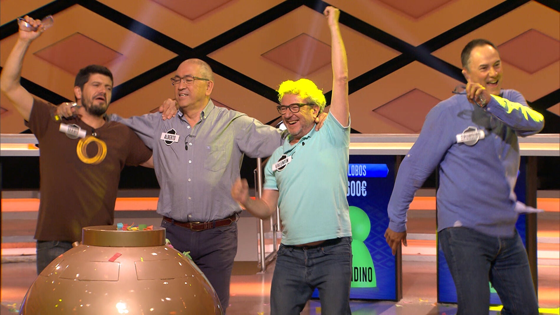 Las redes se vuelvan con el triunfo de 'Los Lobos' tras ganar el bote de 4.130.000&euro;