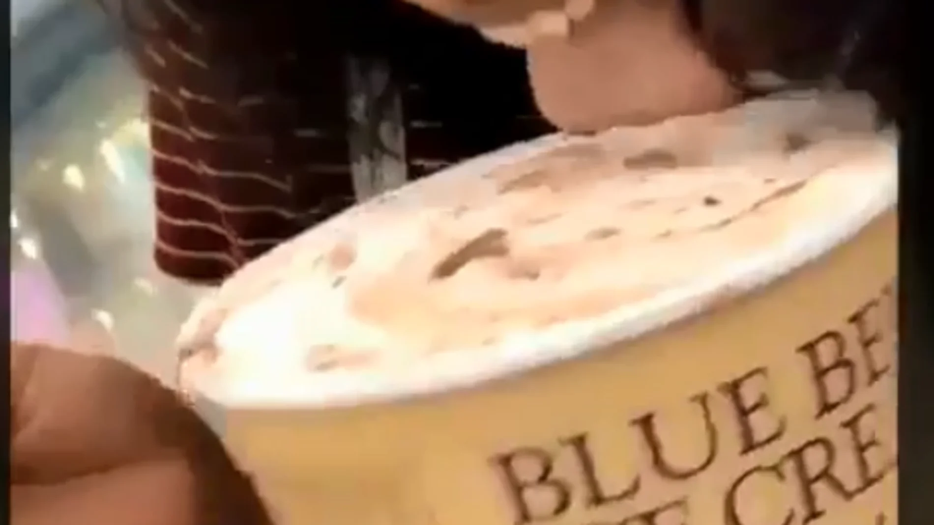 Esta es la autora del 'delito' Esta es la autora del 'delito'