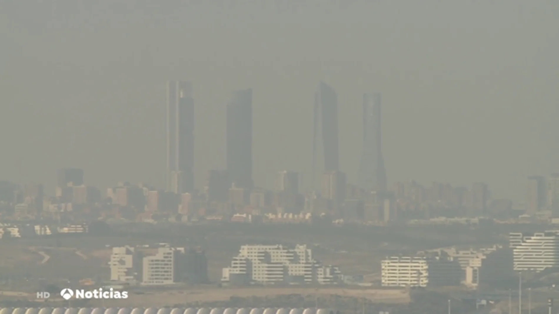 Bruselas exige a Madrid y a Barcelona más medidas contra la contaminación Bruselas exige a Madrid y a Barcelona más medidas contra la contaminación