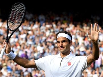 Federer celebra la victoria ante Nishikori