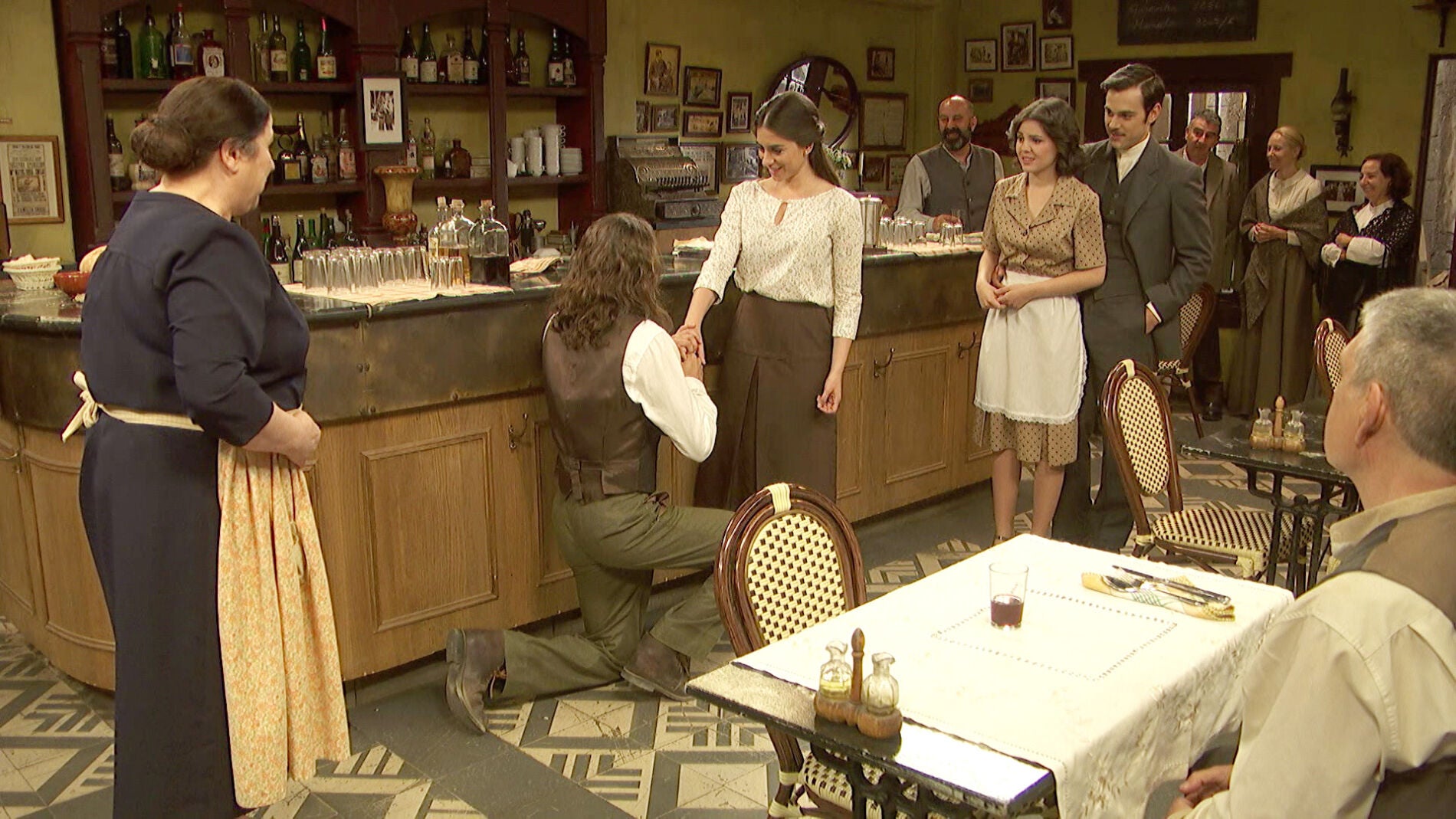  &lsquo;El secreto de Puente Viejo&rsquo;: Isaac le pide matrimonio a Elsa 