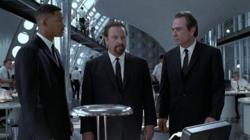Rip Torn, Will Smith y Tommy Lee Jones en 'Men in Black'