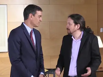 Pedro Sánchez y Pablo Iglesias han vuelto a hablar... y siguen sin entenderse Pedro Sánchez y Pablo Iglesias han vuelto a hablar... y siguen sin entenderse