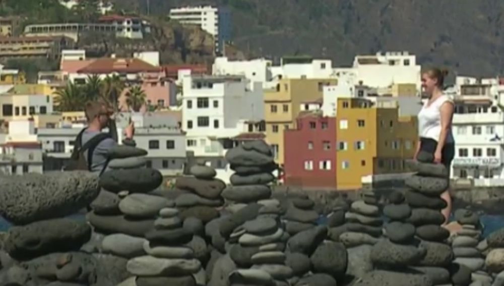 La  Fundación Telesforo Bravo-Juan Coello quiere devolver las piedras del entorno de Playa Jardín