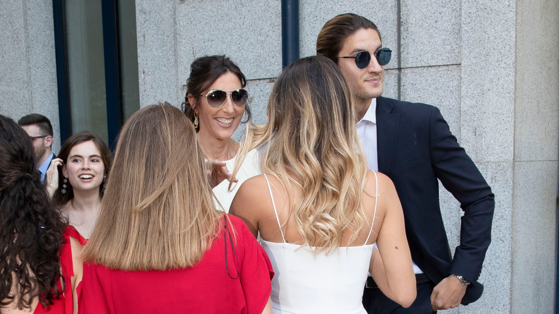 Paz Padilla junto a su hija Anna Ferrer y su novio Iván Martín