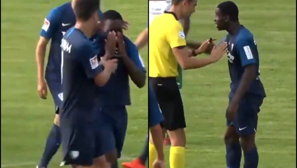 Un jugador de fútbol abandona el terreno de juego tras soportar numerosos insultos racistas