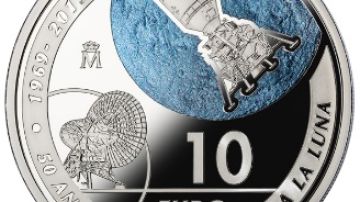 Moneda 50 años luna