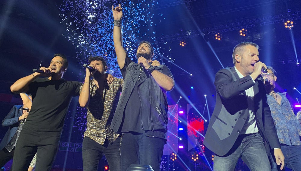 Luis Fonsi, Pablo López, Antonio Orozco, Ángel Cortés y Andrés Martín en el concierto de 'La Voz'